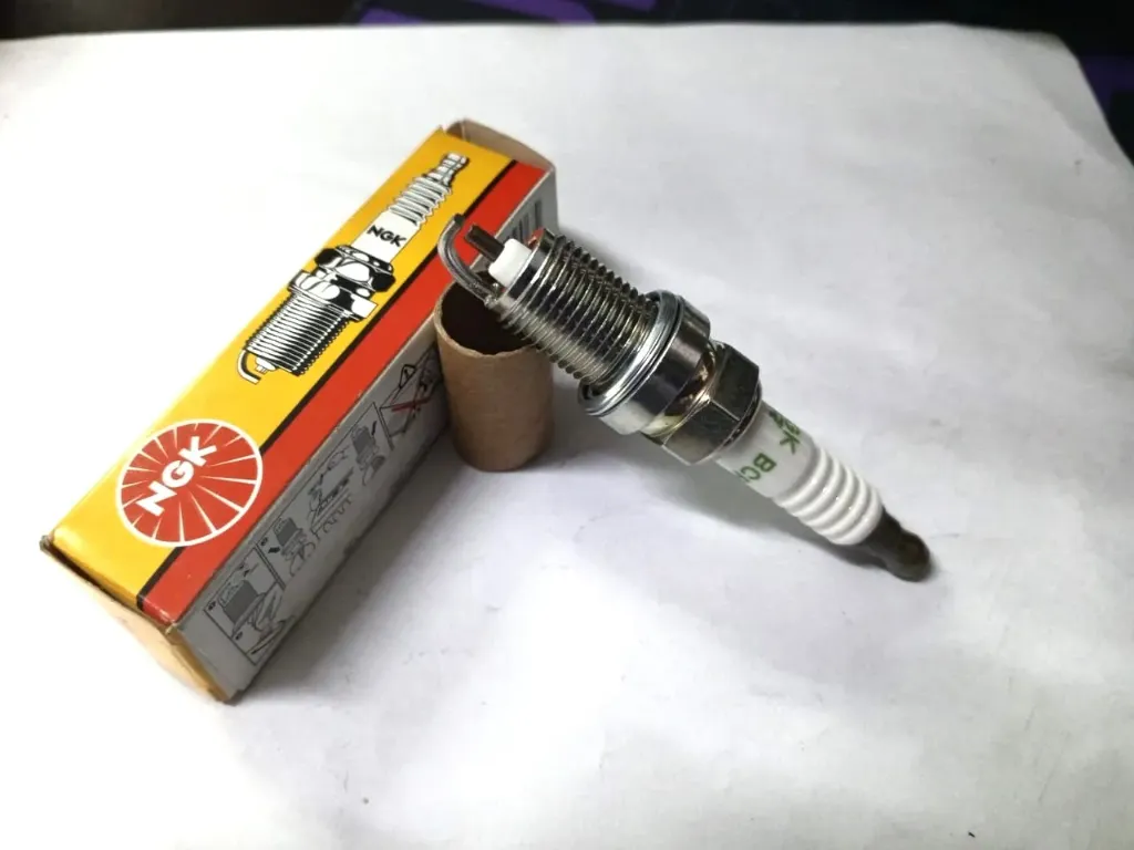 BUJIA COROLLA BABY CAMRY CELICA SKY ARAYA