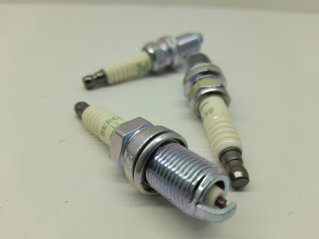 BUJIA YARIS TERIOS COROLLA 06-08 AVEO ACCENT KIA RIO OPTRA SPARK GETZ ELANTRA TUCSON LANCER SIGNO TOURING - Vista 7