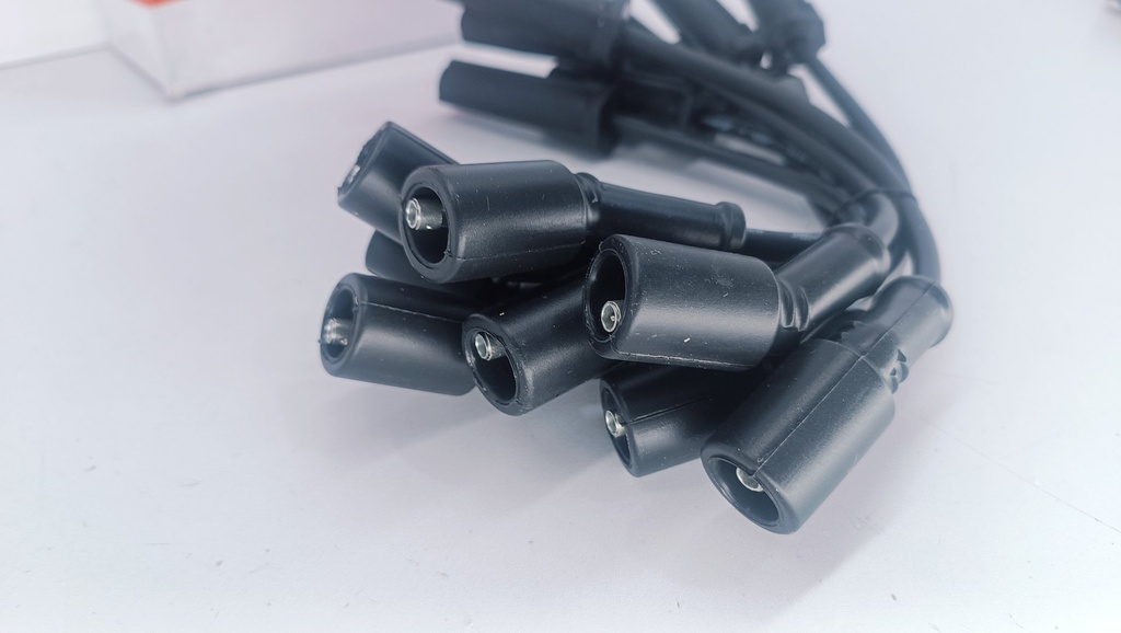 CABLE BUJIA SILVERADO TAHOE REY CAMION 3500HD AVALANCHE 5.3 6.0 07-16 ( LARGO) - Vista 4