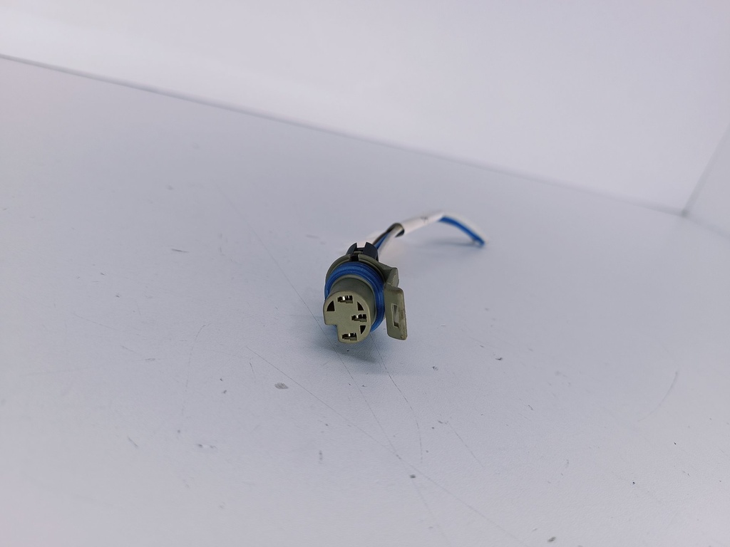 CONECTOR VALVULA DE PRESION DE ACEITE BLAZER TAHOE SILVERADO - Vista 1