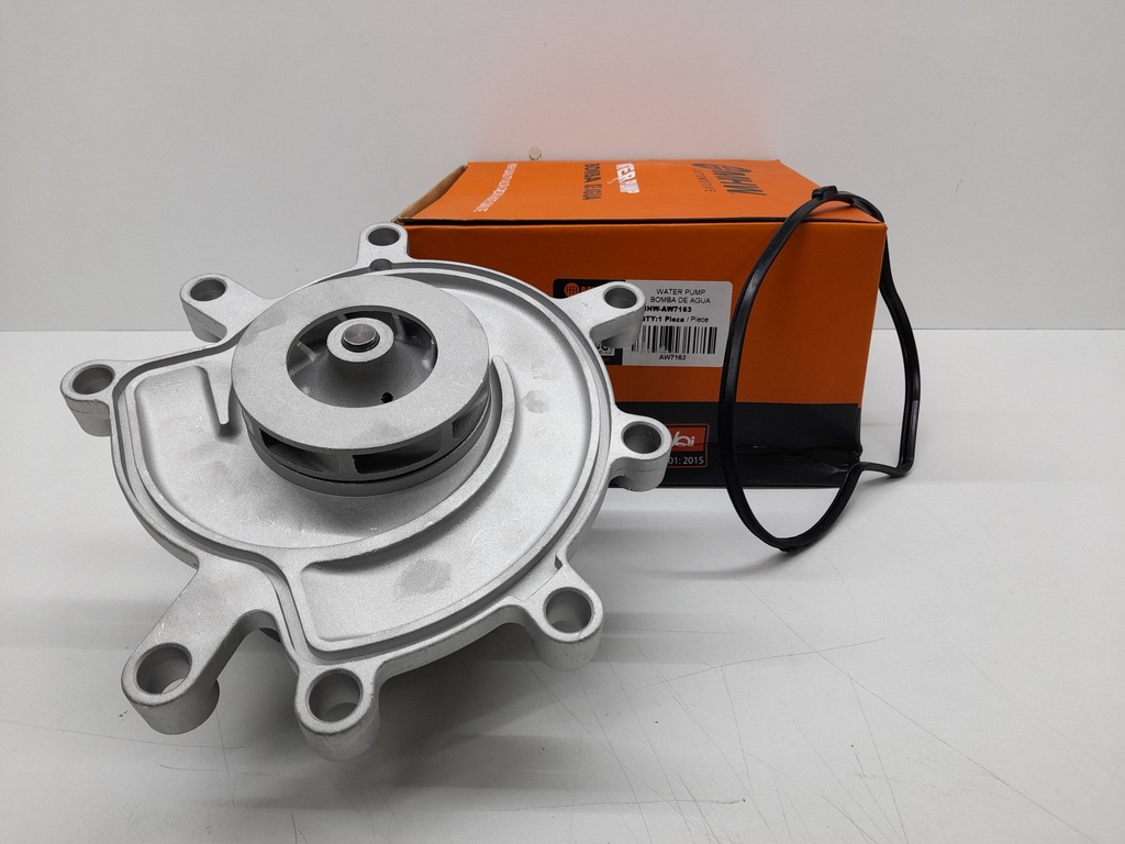 BOMBA AGUA JEEP GRAND CHEROKEE 4.7 03-06 LIBERTY 3.7 02-13 - Vista 6