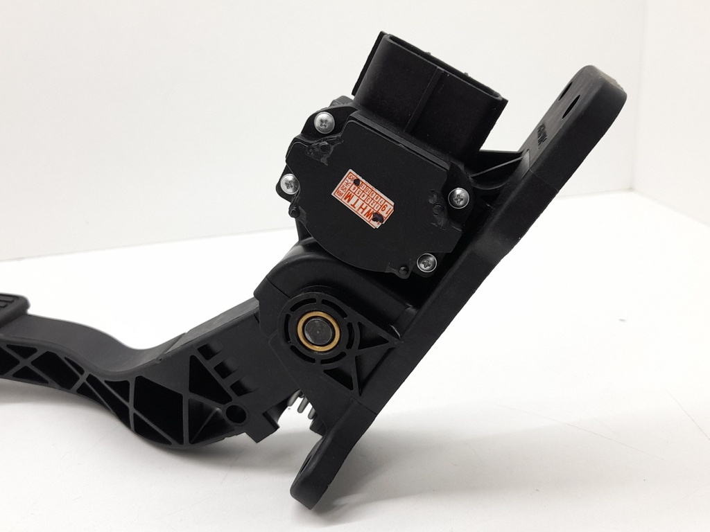 PEDAL ACELERADOR ARAUCA (CON SENSOR) - Vista 5
