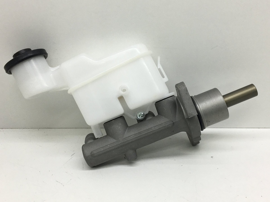 BOMBA FRENO HILUX FORTUNER 05-15 SINC - Vista 9