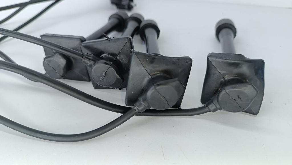 CABLE BUJIA COROLLA BABY CAMRY 1.6 1.8 99-02 (INYECCION) - Vista 8