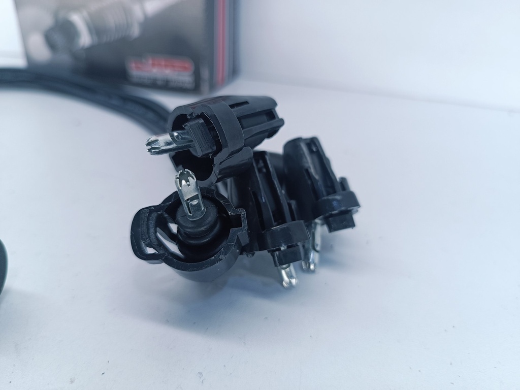 CABLE BUJIA MERU 2.7 HILUX 2.7 02-05 3RZFE - Vista 6