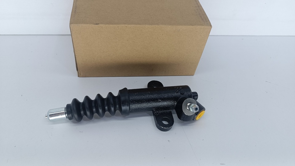 BOMBIN CROCHE KIA PREGIO 3.0 - Vista 2