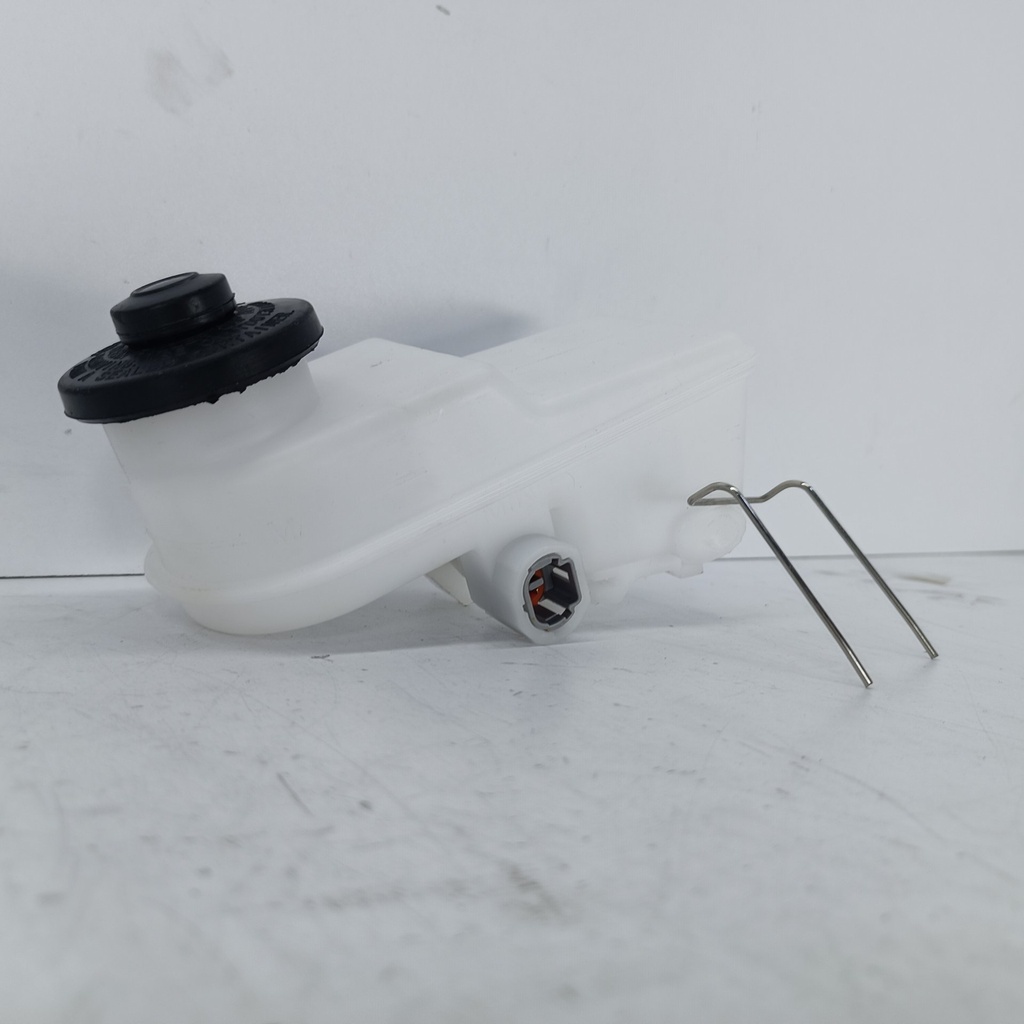ENVASE BOMBA FRENO YARIS SOL 1.3 2000-2005 - Vista 3