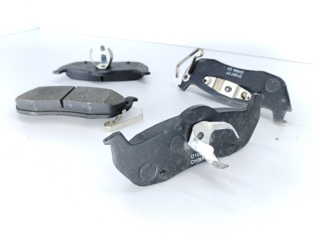 PASTILLA TRAS GRAND CHEROKEE 06-10 COMMANDER 06-08 PATHFINDER 04 ARMADA 04-10 - Vista 3