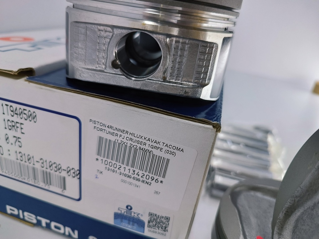 PISTON 4RUNNER HILUX KAVAK TACOMA FORTUNER FJ CRUISER 1GRFE (020) (1.2X1.2X2 94MM) - Vista 9