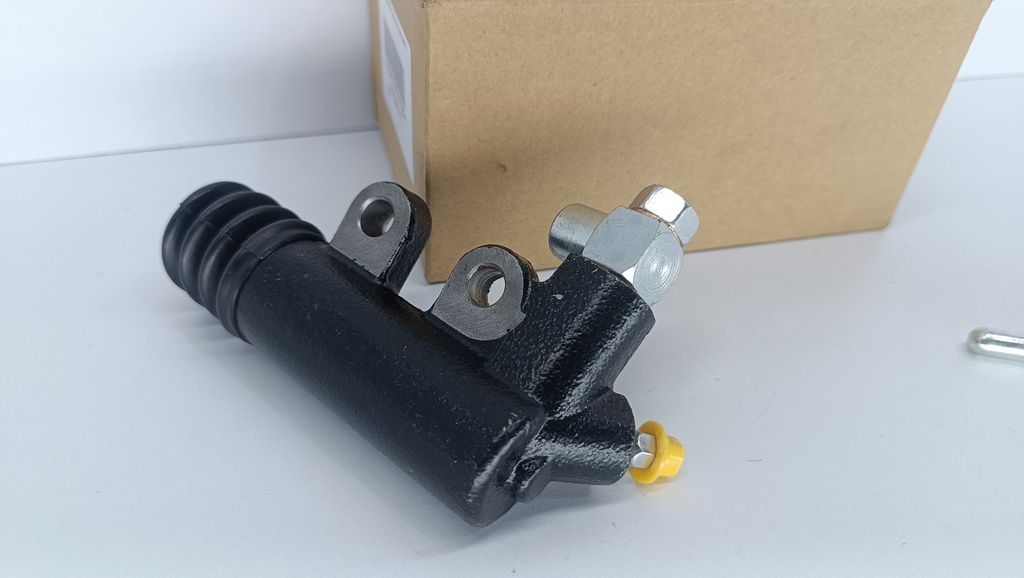 BOMBIN CROCHE YARIS 1.3 02-07 - Vista 1