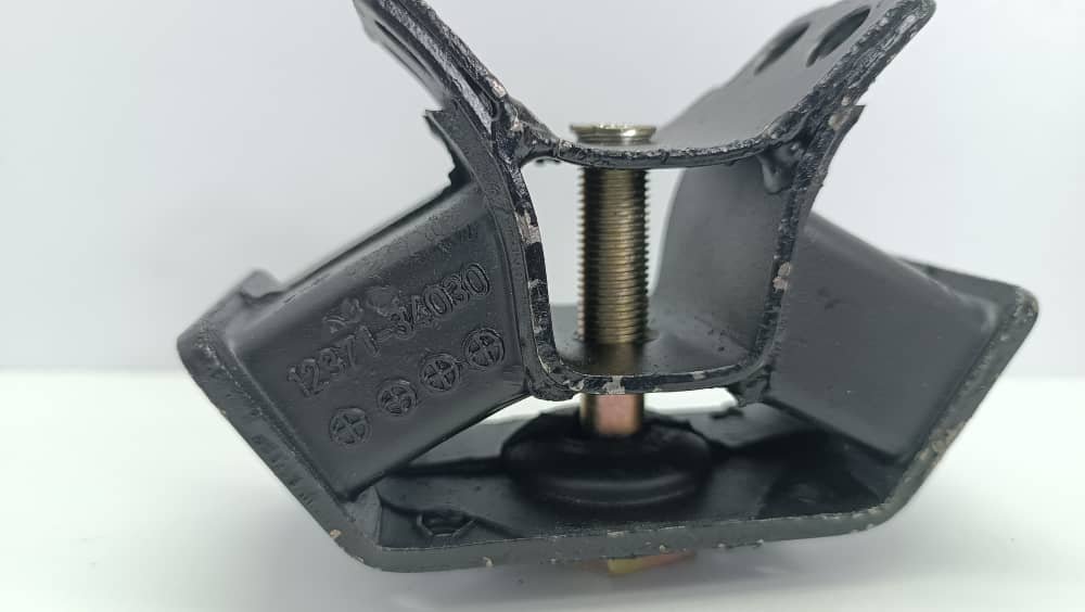 BASE CAJA HILUX 22R 4X2 88-98 - Vista 8