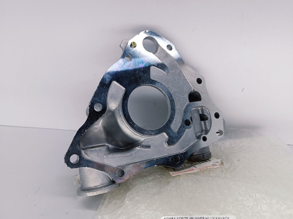 BOMBA ACEITE 4RUNNER HILUX KAVACK FORTUNER 1GR 4.0 03-09 (TAPA) - Vista 1