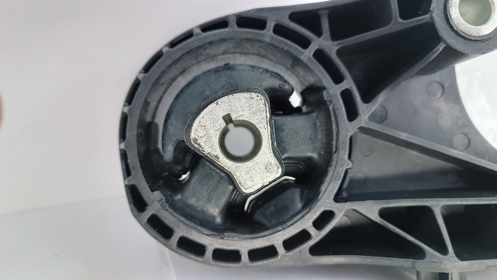BASE MOTOR DEL RAD CRUZE (2 HUECOS) 2015-16 - Vista 2