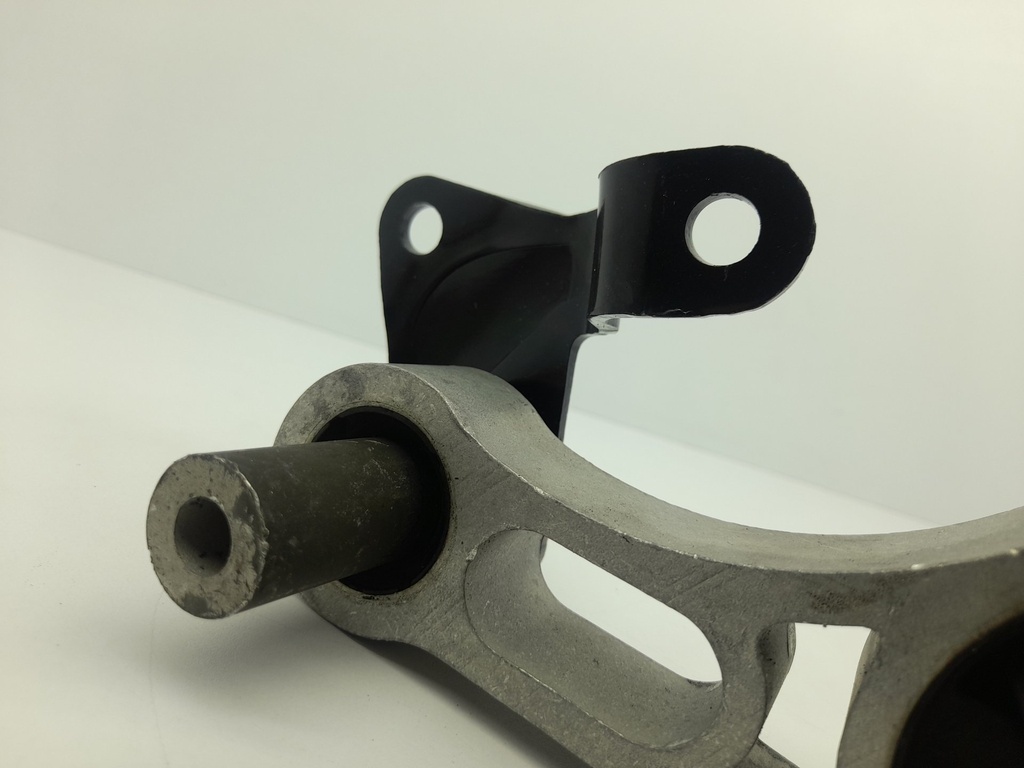 BASE MOTOR TRAS ECOSPORT TITANIUM 2014 SINC - Vista 6