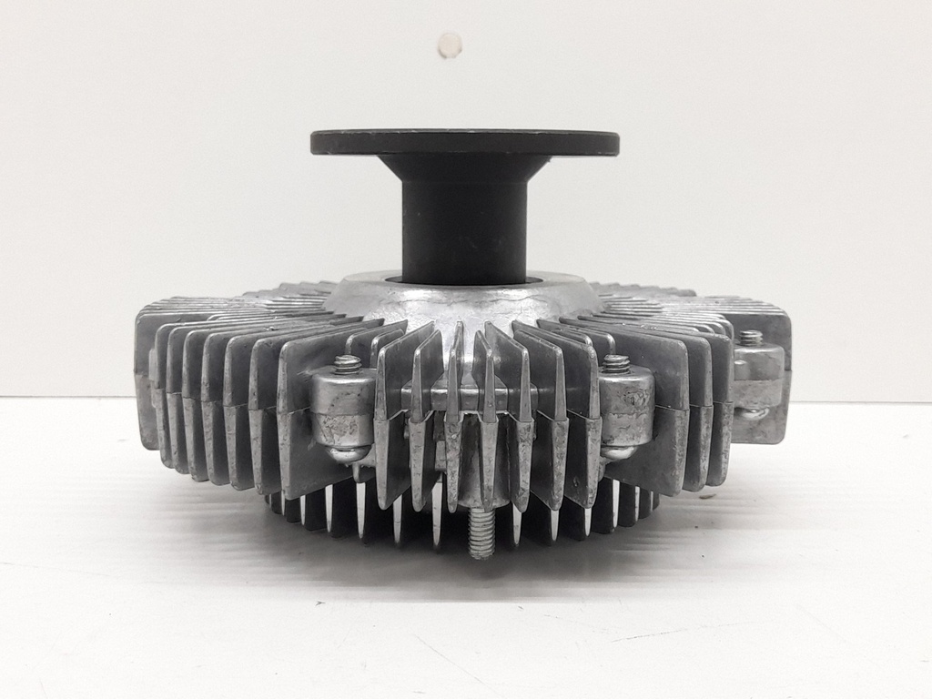 FAN CLUTCH 1GR 4.0 HILUX RUNNER FORTUNER FJ - Vista 1