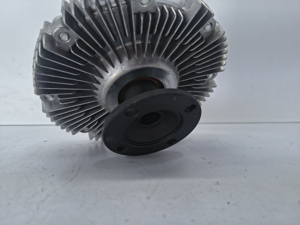 FAN CLUTCH 1GR 4.0 HILUX RUNNER FORTUNER FJ - Vista 10