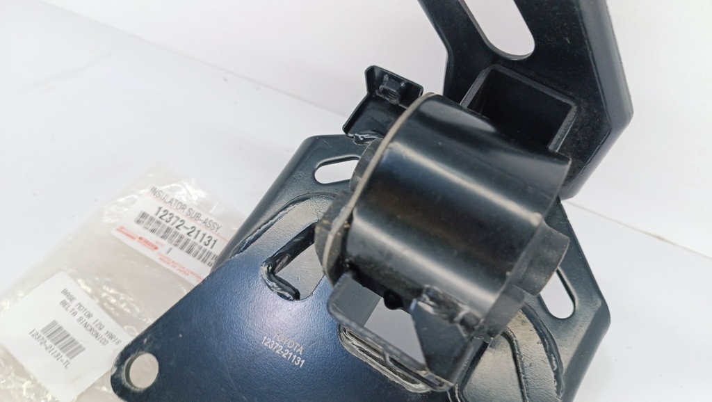 BASE MOTOR IZQ YARIS BELTA SINCRONICO - Vista 3