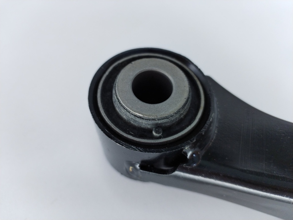 BASE MOTOR TRAS HUESITO YARIS BELTA SINCRONICO 06-09 - Vista 3