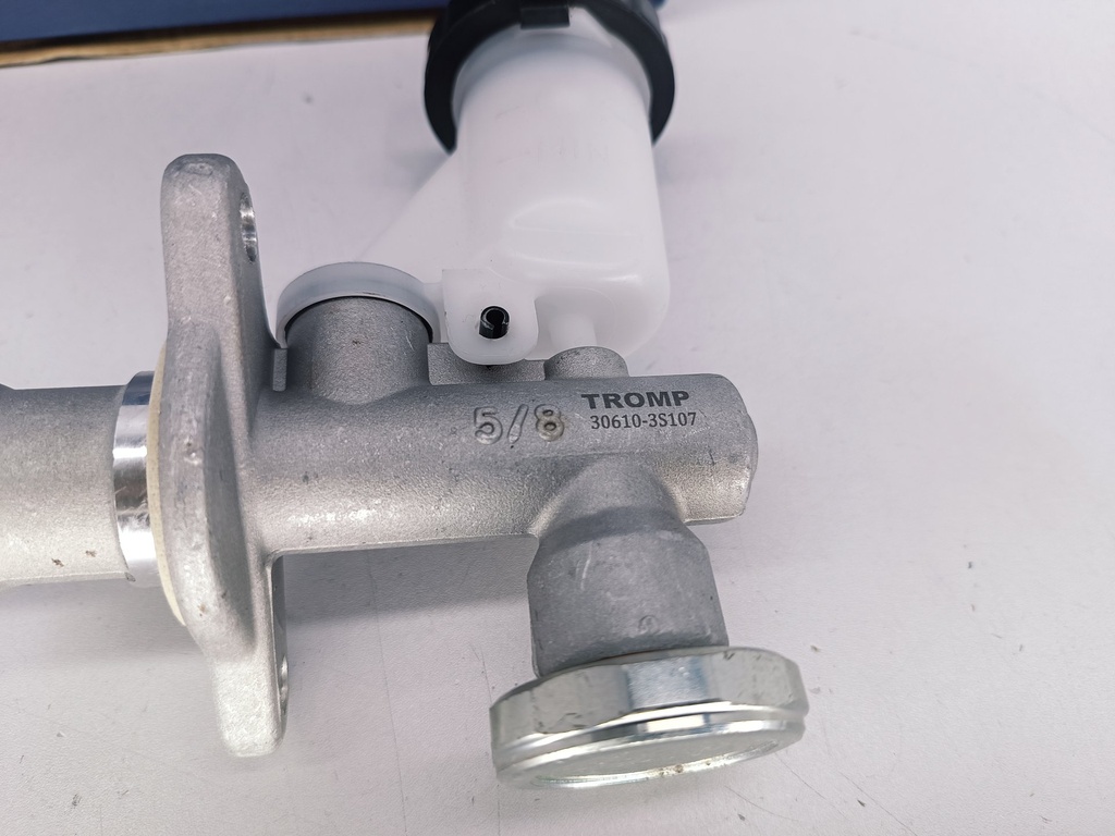 BOMBA CROCHE NISSAN FRONTIER D22 D21 GASOLINA 2.4 GASOIL 3.0 06-09 DONGFENG ZNA - Vista 10