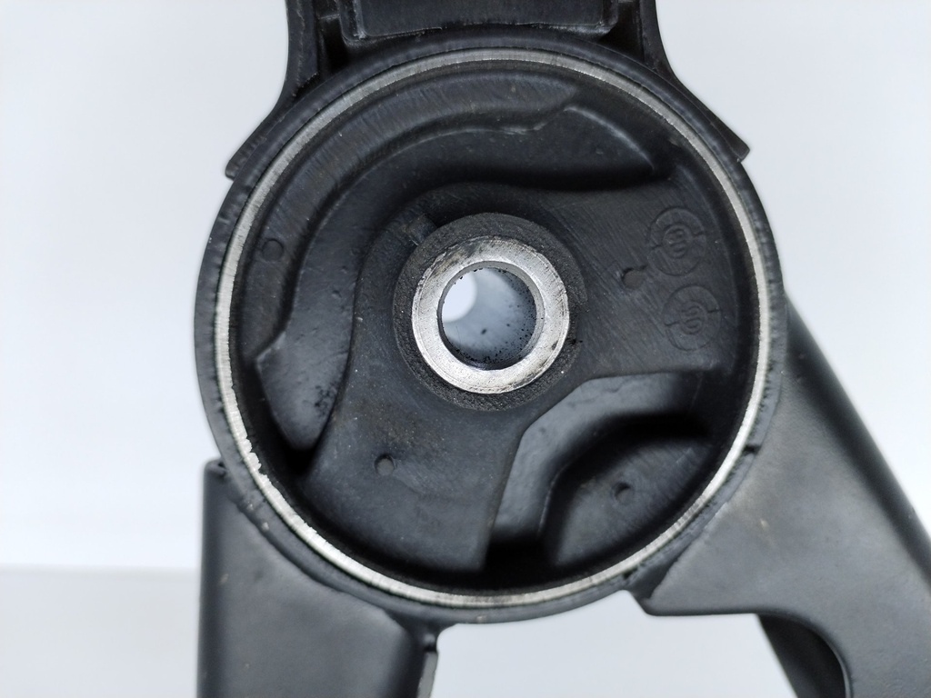 BASE MOTOR TRAS SINC COROLLA NEW SENSATION 1.6 1.8 2002-2008 - Vista 4