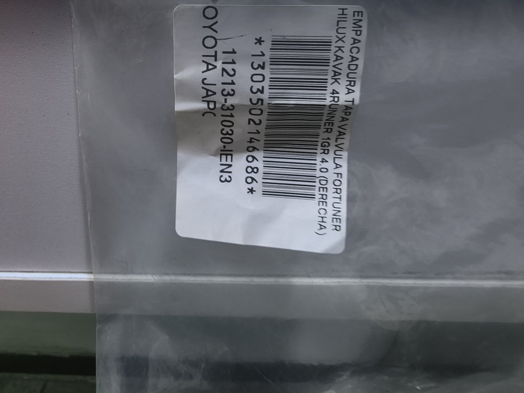 EMPACADURA TAPA VALVULA FORTUNER HILUX KAVAK 4RUNNER 1GR 4.0 (DERECHA) - Vista 4