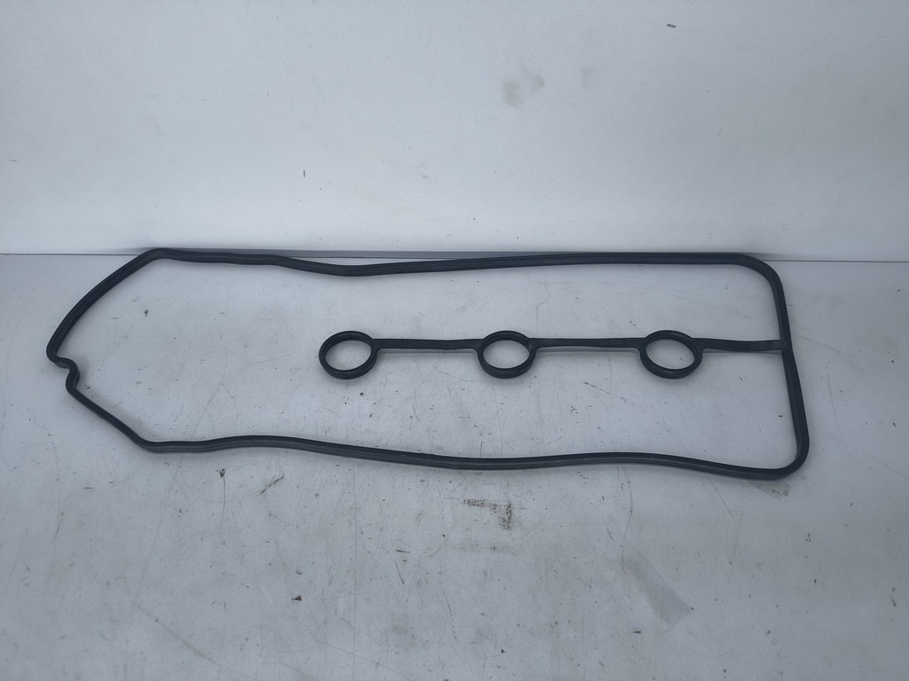 EMPACADURA TAPA VALVULA FORTUNER HILUX KAVAK 4RUNNER 1GR 4.0 (DERECHA) - Vista 5