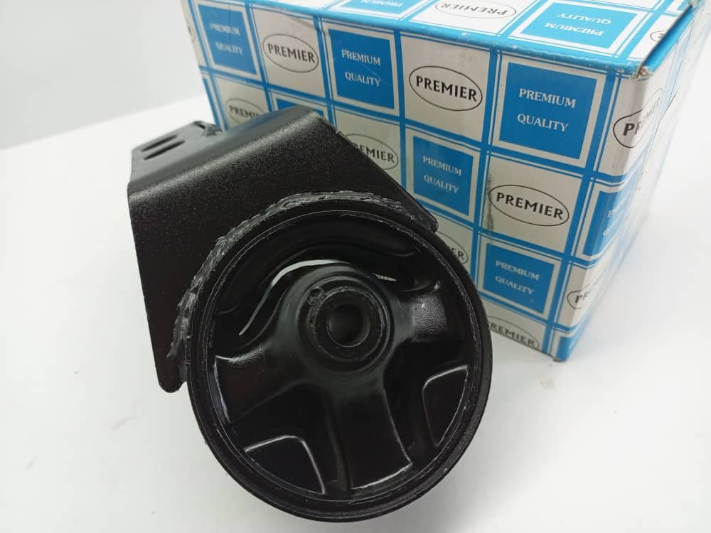 BASE CAJA IZQ NISSAN SENTRA B14 1.6 92-99 - Vista 6