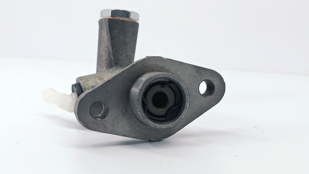 BOMBA CROCHE KIA PREGIO 3.0 - Vista 9