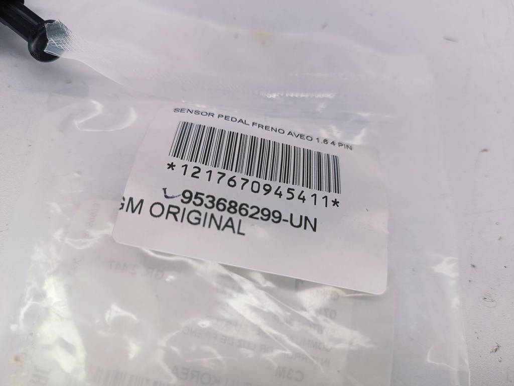 SENSOR PEDAL FRENO AVEO 1.6 4 PIN - Vista 3