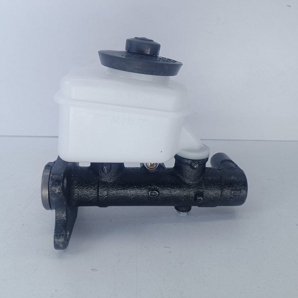 BOMBA FRENO HILUX 22R (4 HUECOS) - Vista 5