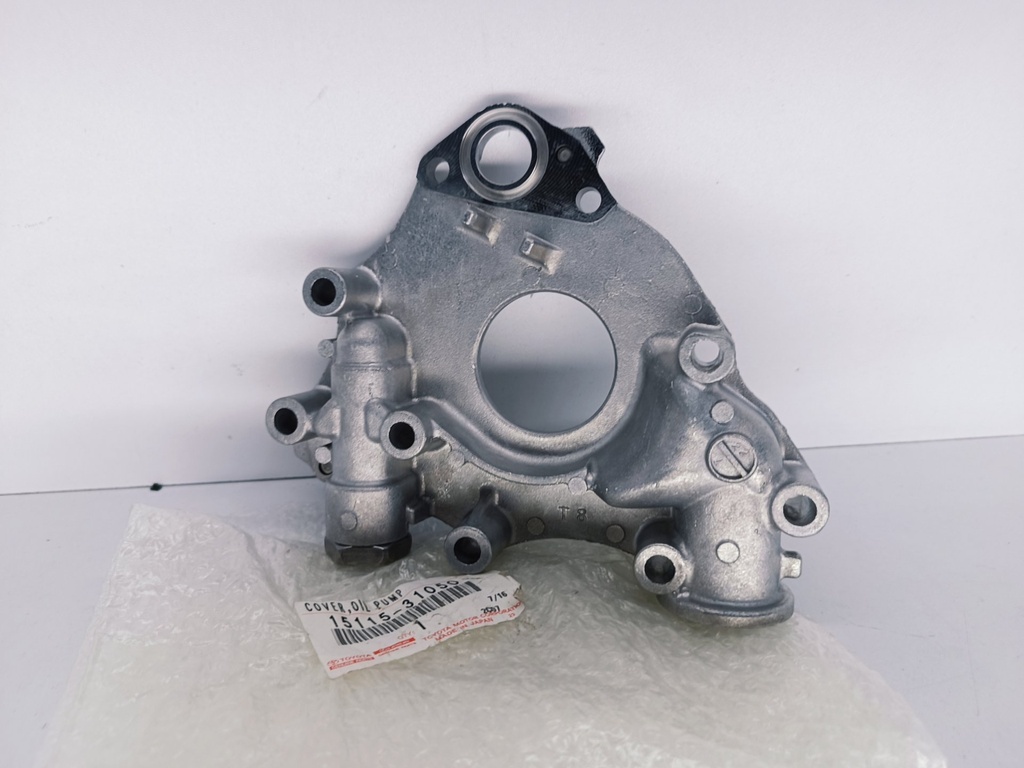 BOMBA ACEITE 4RUNNER HILUX KAVACK FORTUNER 1GR 4.0 03-09 (TAPA)