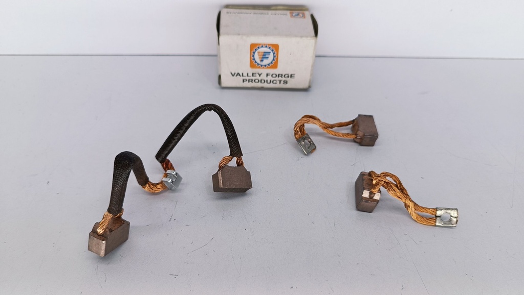 CARBONES FORD FX-58 Y FX-30